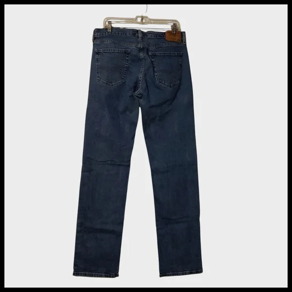 Vintage Levi's 561 TALL Men's Straight Jeans - Picture 2 of 6